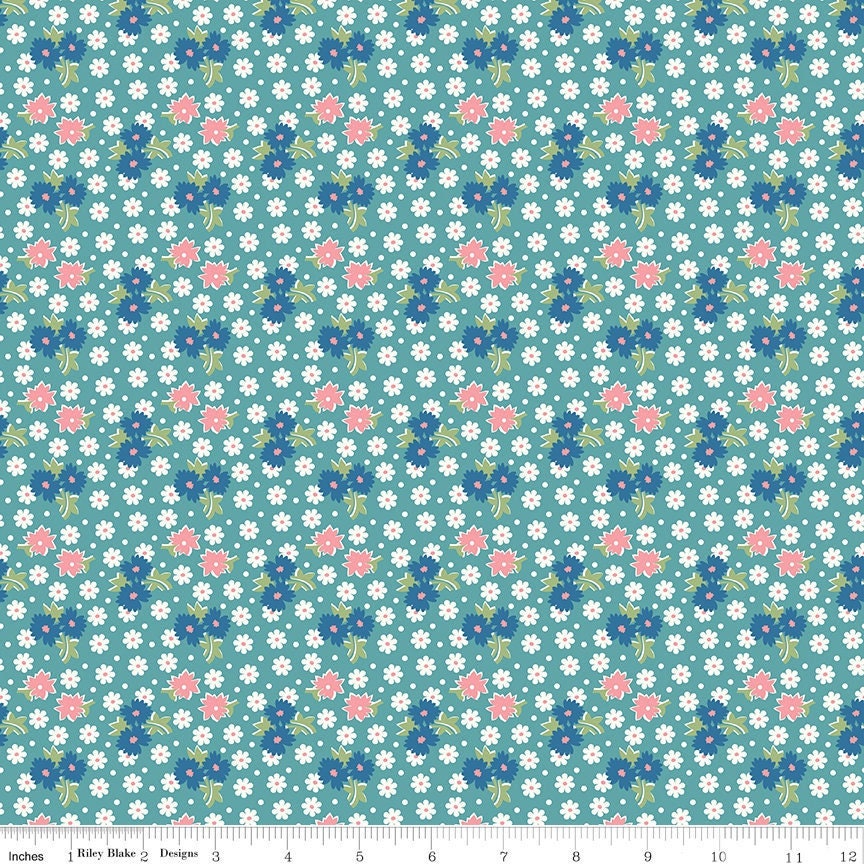 Home Town Sorenson Heirloom Cottage by Lori Holt for Riley Blake Designs - C13586-HEIRCOTTAGE