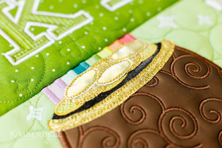 Mini Quilts Volume 1: January to June Fabric Kit by Kimberbell Designs