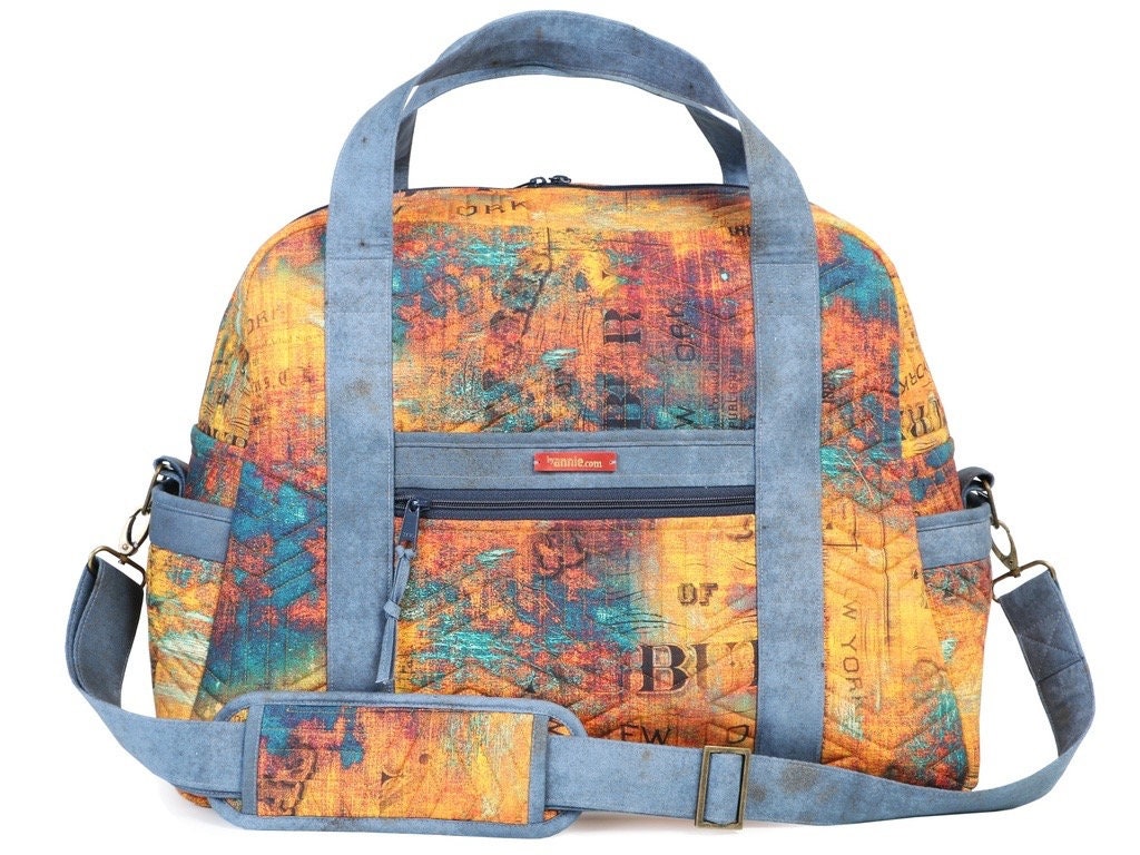 Ultimate Travel Bag 2.0 by Annie's - Printed Bag Pattern