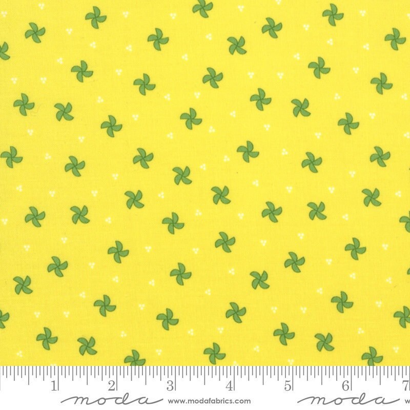 Laguna Sunrise Pinwheels Blenders Citrine by Sherri & Chelsi for Moda Fabrics - 37684 20