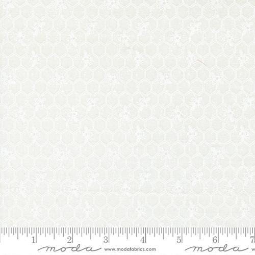 Wild Honey Honeycomb Novelty Bees Blender Daisy White by Lella Boutique for Moda Fabrics - 5253 21