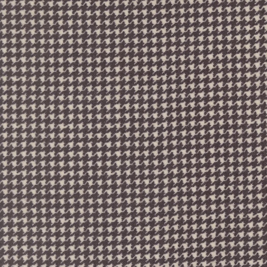 Flannel Gatherings Hounds Tooth Blenders Basic Titanium by Primitive Gatherings for Moda Fabrics - 49340 26F