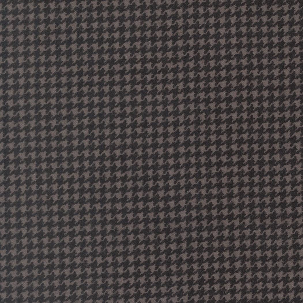Flannel Gatherings Hounds Tooth Blenders Basic Blackbird by Primitive Gatherings for Moda Fabrics - 49340 16F