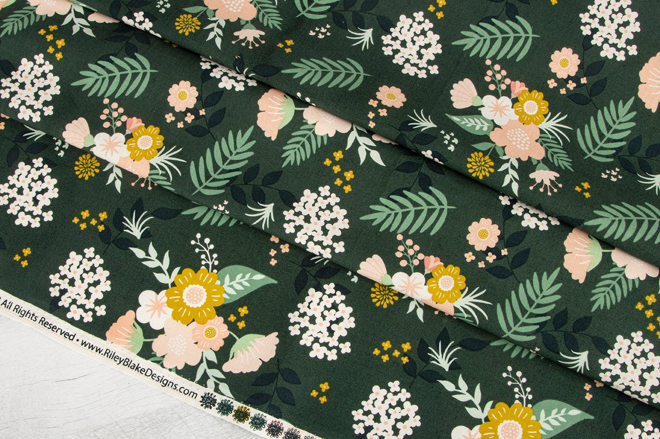 Hibiscus Fat Quarter Bundle by Simple Simon and Company for Riley Blake Designs 