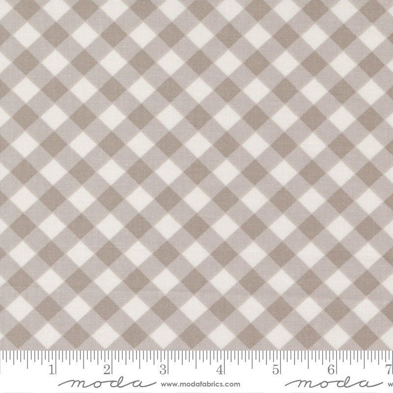 The Shores Gingham Check Pebble