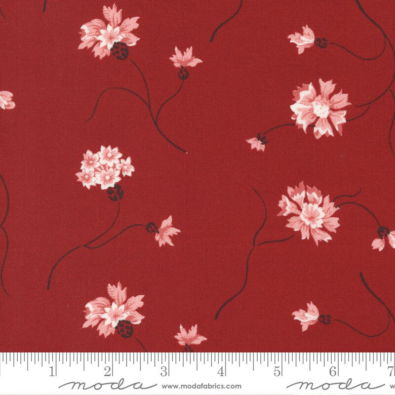 Red and White Gatherings Large Floral Crimson