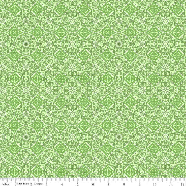 Gingham Cottage Medallion Green