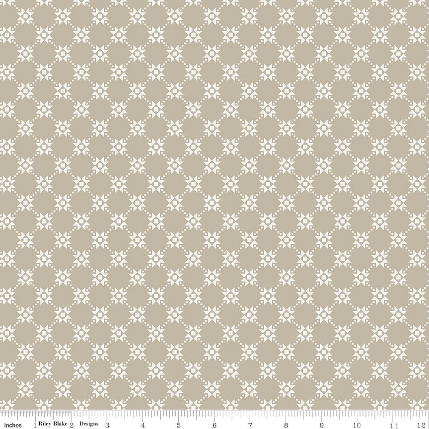 Gingham Cottage Quilty Gray