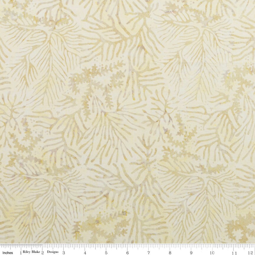 Expressions Batiks Breathe Lamb's Ear by Riley Blake Designs - BTAP806