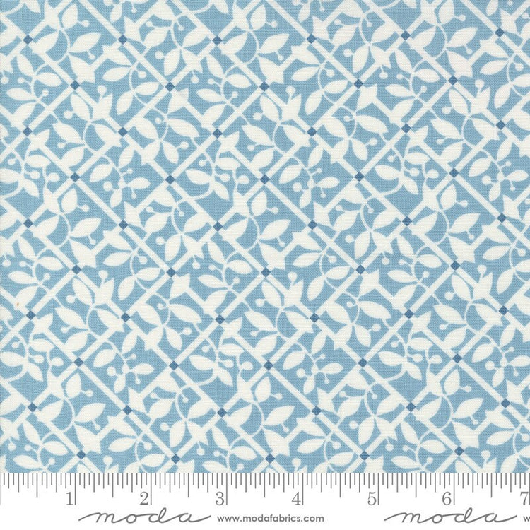 Shoreline Lattice Checks and Plaids Blender Light Blue by Camille Roskelley for Moda Fabrics - 555303 12