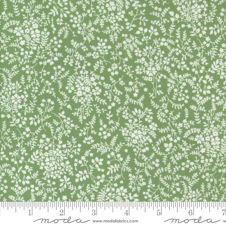 Shoreline Breeze Small Floral Green by Camille Roskelley for Moda Fabrics - 55304 25